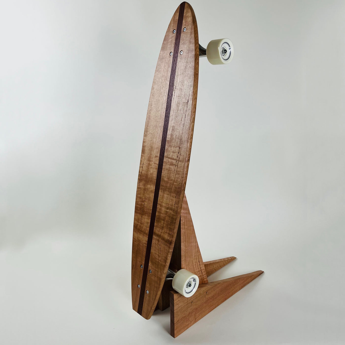 Victorian Ash with Jarrah inlay - Medium Flat-tail